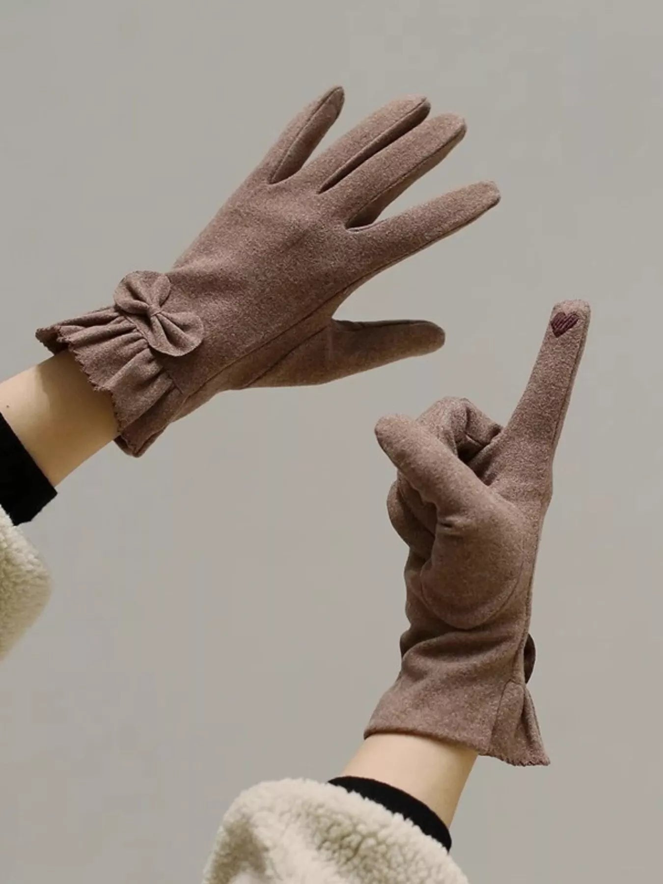 a09aafe06fe4460b930f487c1f0528f5-Max-Origin